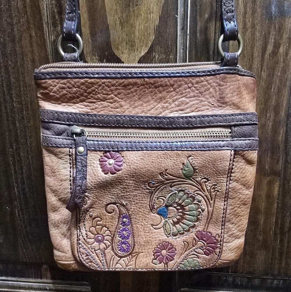 FOSSIL genuine Leather Small Crossbody Purse Embroidery Boho